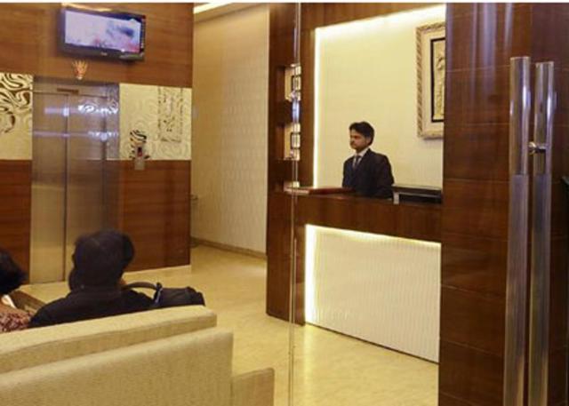 Airport Hotel Goodluck New Delhi Eksteriør billede